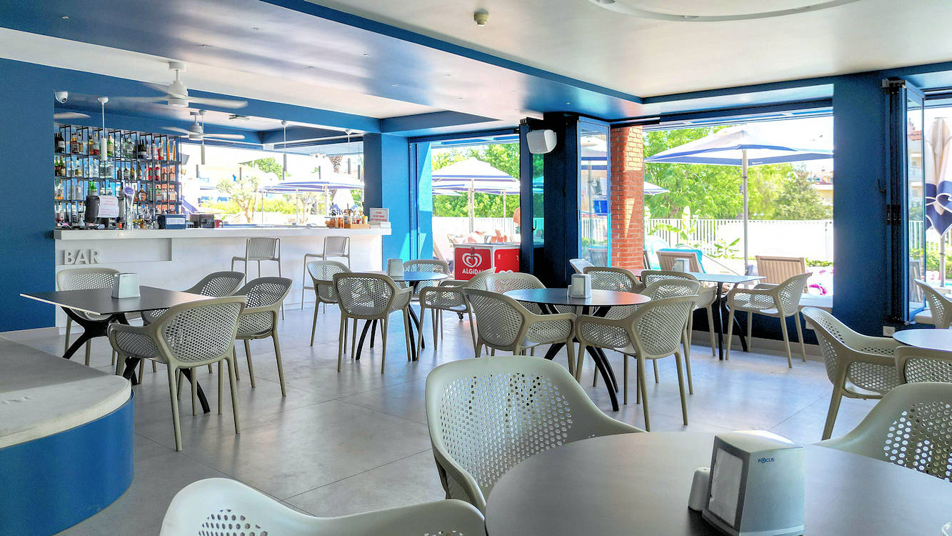 Aegean Princess Apartments Dining